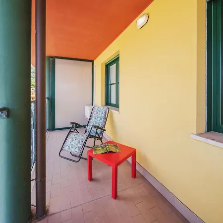 شقة By Interhome
